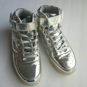 Silver high cut sneakers. Size 36 /6